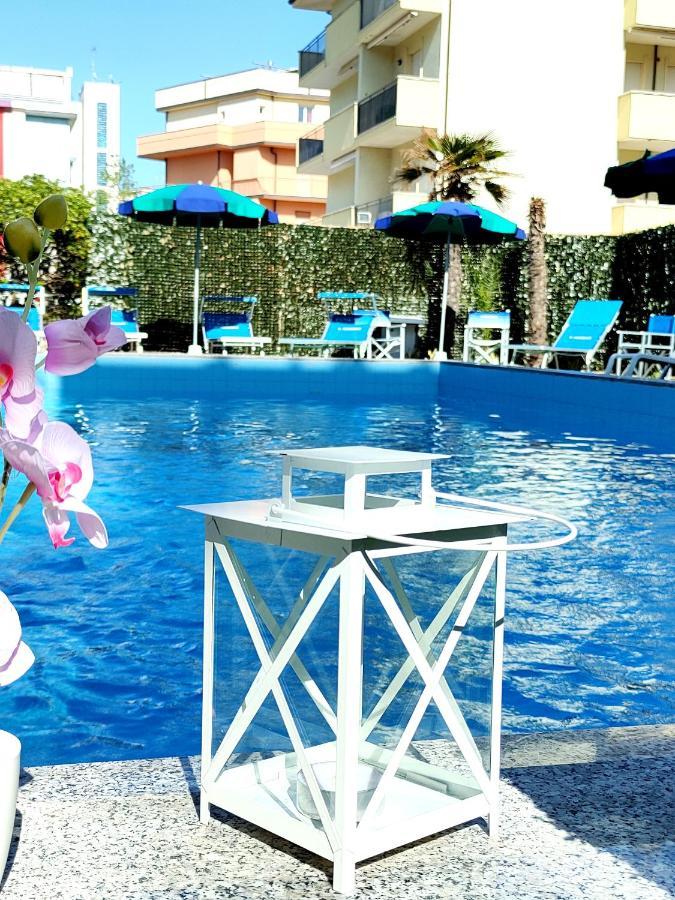 צ'סנטיקו Club Hotel Residence מראה חיצוני תמונה