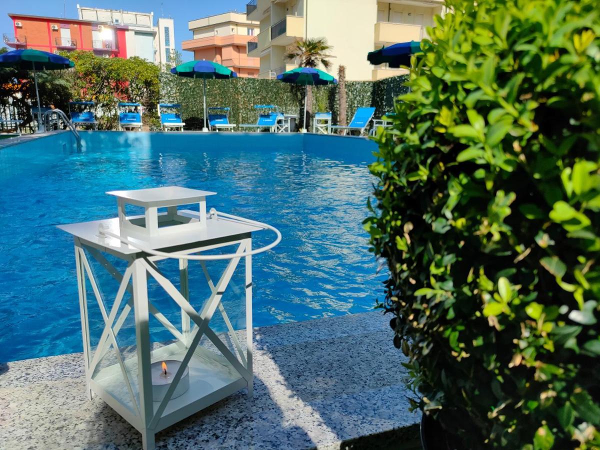 צ'סנטיקו Club Hotel Residence מראה חיצוני תמונה