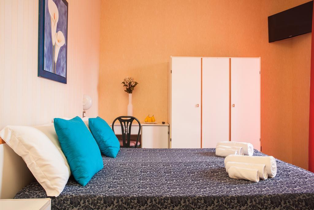 צ'סנטיקו Club Hotel Residence חדר תמונה