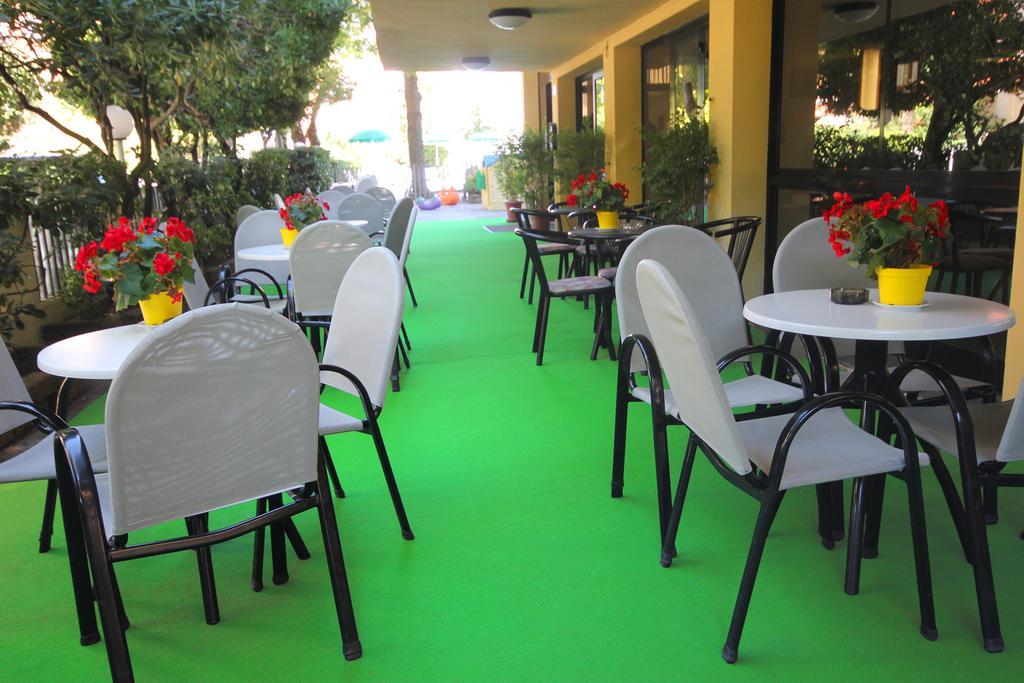 צ'סנטיקו Club Hotel Residence מראה חיצוני תמונה